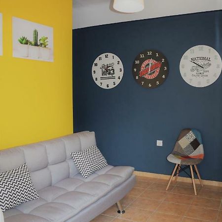 Cozy Apartment In Central Athènes Extérieur photo